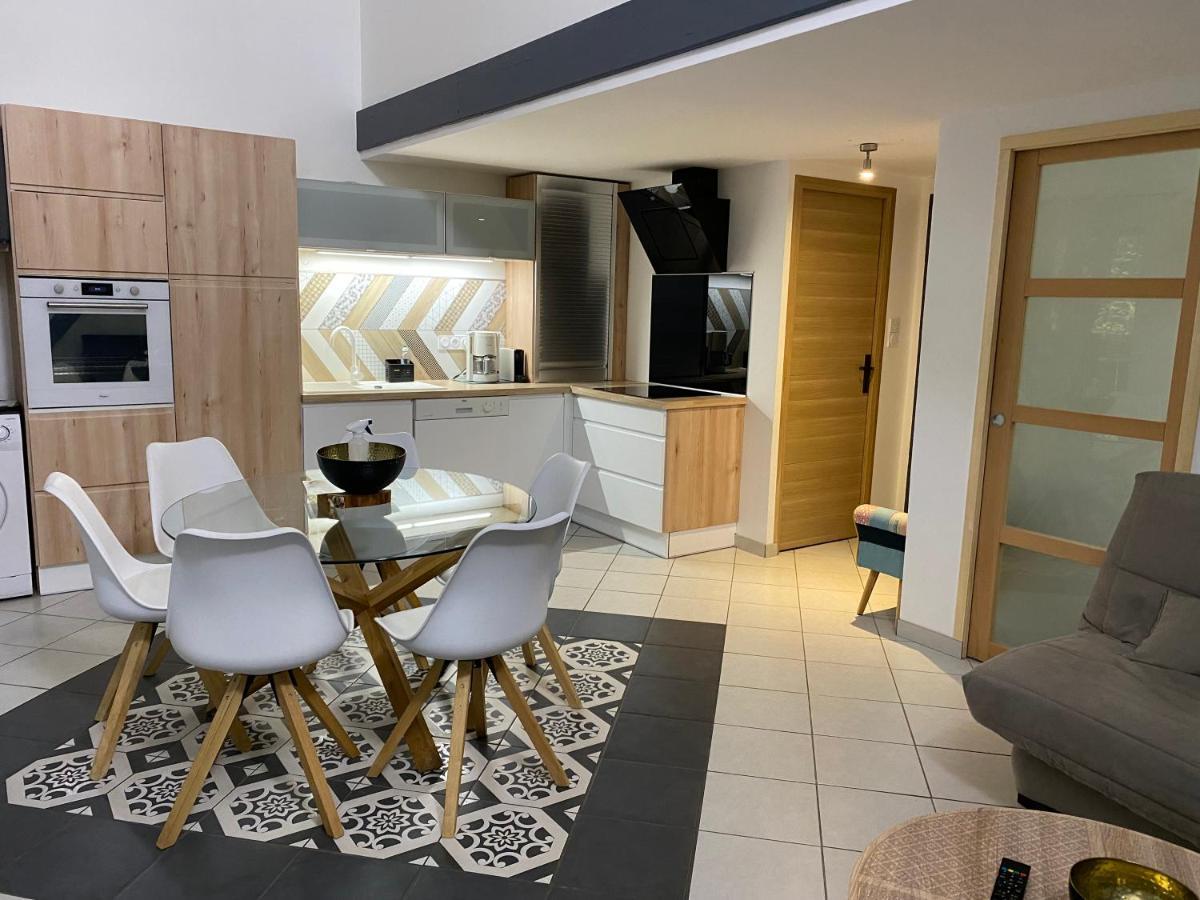 Appartement Cosy - Les Ecureuils Ares Ngoại thất bức ảnh